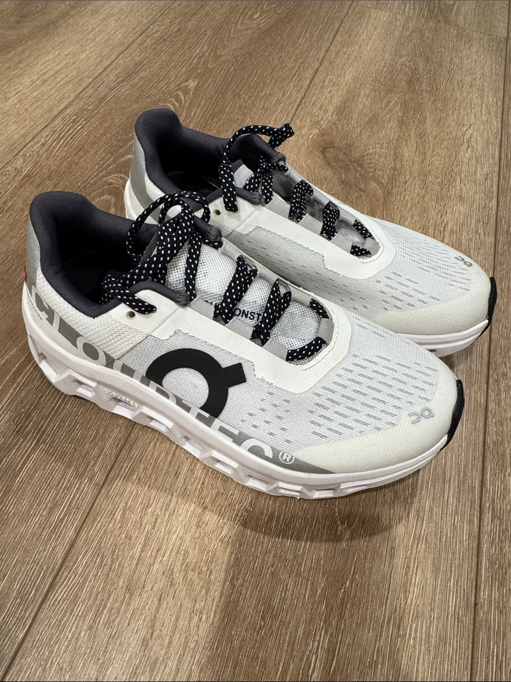 New- unworn On Running Cloudrunner Athletic Shoes